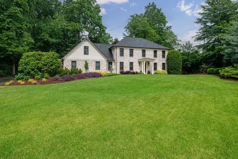 425 Millbrook Trce, Marietta, GA 30068