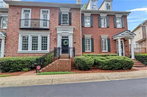 4678 Ivygate Cir, Atlanta, GA 30339