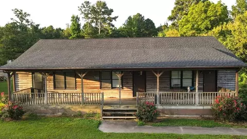 112 Gillespie Dr, Dalton, GA 30721