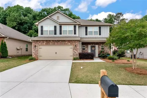 447 Brooks Village Dr, Pendergrass, GA 30567