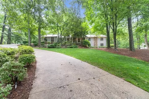2125 Double Creek Ln, Alpharetta, GA 30004