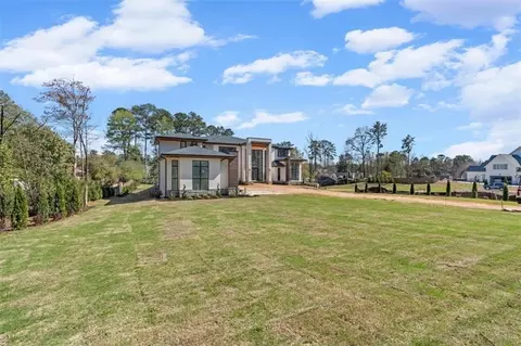 120 Woodlawn Dr, Marietta, GA 30067