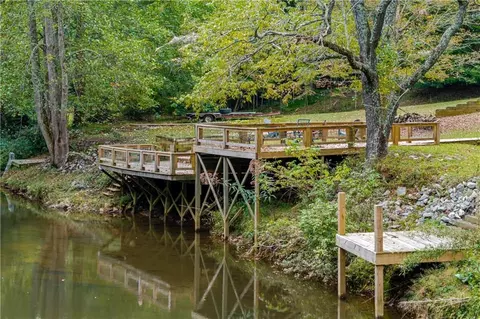 124 Candy Man Ln, Dahlonega, GA 30533