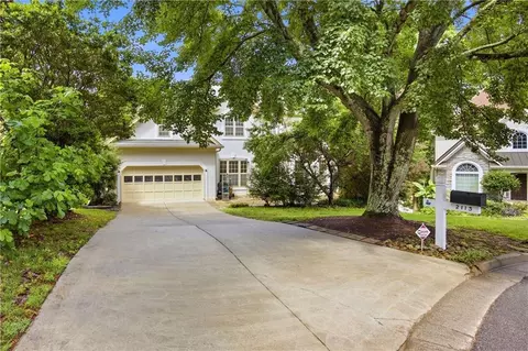 2115 Wildwood Lake Dr, Suwanee, GA 30024