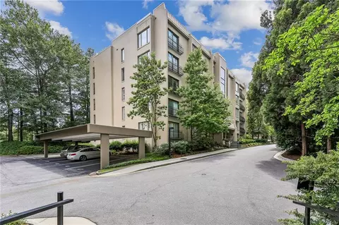 2769 Peachtree Rd NE #2, Atlanta, GA 30305