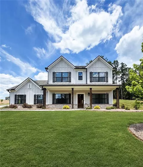 1025 Red Oak Blvd, Loganville, GA 30052