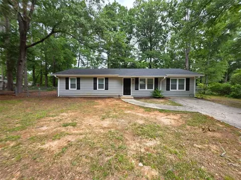 450 Glenwood Dr, Monroe, GA 30655