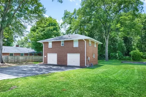 1 North Ave, Hampton, GA 30228