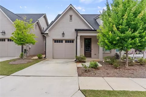 5209 Noble Village Way, Lilburn, GA 30047