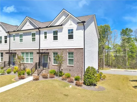 1274 Ainsworth Aly, Sugar Hill, GA 30518
