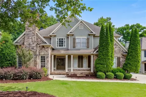302 Beech Tree Holw, Sugar Hill, GA 30518