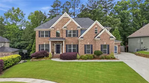 3836 Thompson Lake Dr, Buford, GA 30519