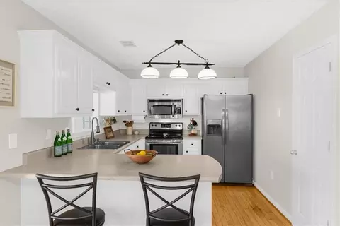 Kitchen - 300 Cobb Ct, Hampton, GA 30228 photo 3 of 7