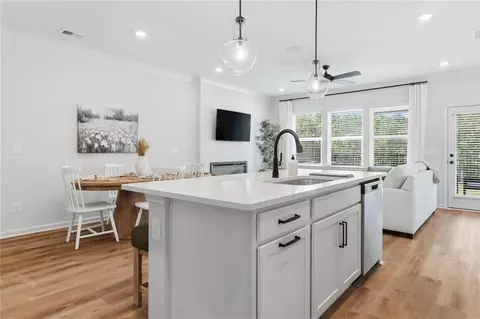 Kitchen - 364 Summit Vw #7, Jasper, GA 30143 photo 3 of 3