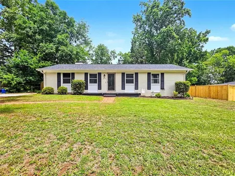 273 Norton Cir SE, Smyrna, GA 30082