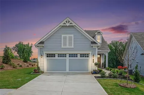 37 Tellico Ct, Hoschton, GA 30548