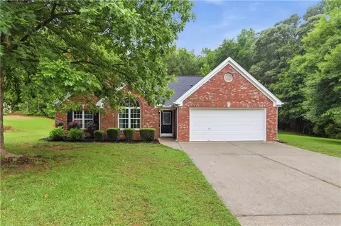 65 Williams Ct, Hoschton, GA 30548