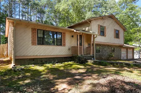 70 Hager Dr, Riverdale, GA 30274