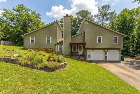 3720 Quail Hollow Trl, Snellville, GA 30039