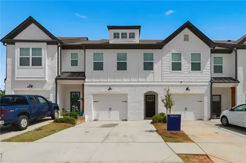 82 Auburn Run Ln, Auburn, GA 30011