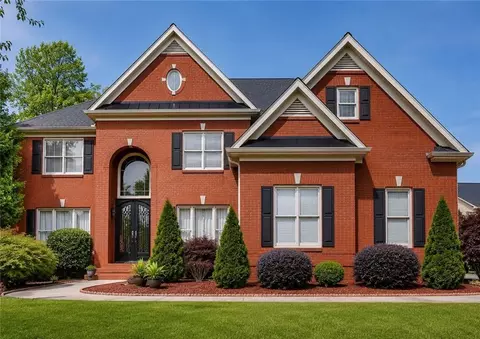 2852 Summer Branch Ln, Buford, GA 30519