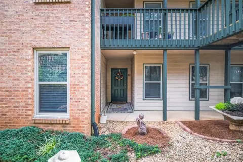 204 Brittany Ct, Duluth, GA 30096