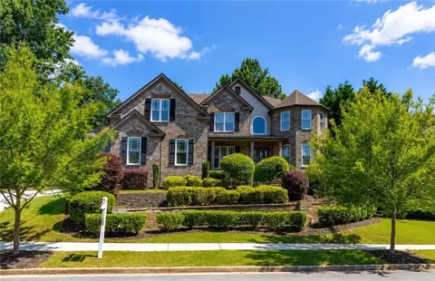 3079 Hidden Falls Dr, Buford, GA 30519