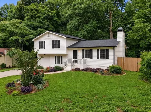 3651 Silver Leaf Ln SW, Marietta, GA 30008