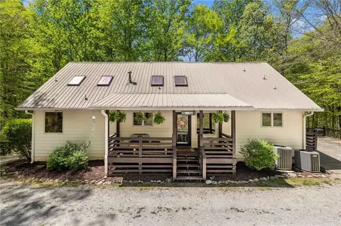 3617 Pea Ridge Rd, Cornelia, GA 30531