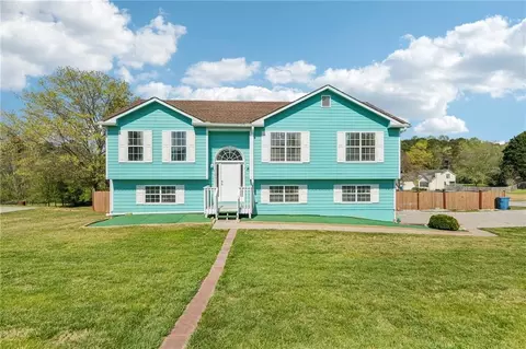 1549 Wynfield Dr, Auburn, GA 30011