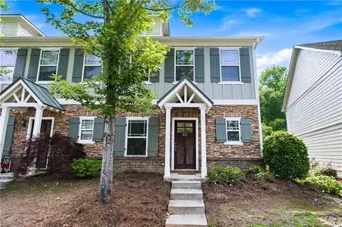211 Oconee River Cir, Athens, GA 30605