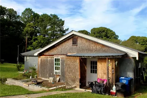 4905 Hudson Rd, Loganville, GA 30052