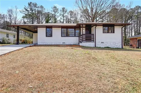 118 Ingleside Dr, Jonesboro, GA 30236