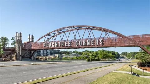 5641 Peach Orchard Trl, Peachtree Corners, GA 30092