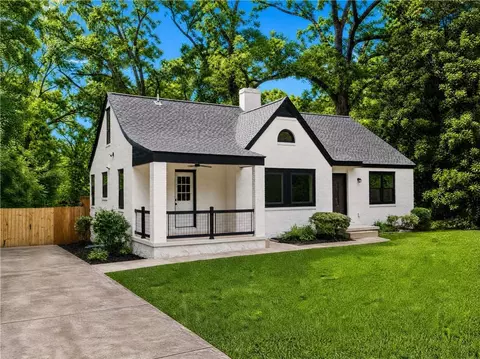 2585 Amelia Ave, Decatur, GA 30032