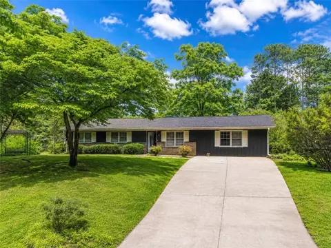 3102 Hamilton Rd, Lawrenceville, GA 30044