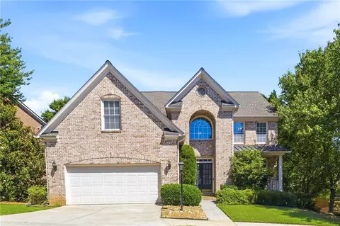 1318 Village Terrace Ct, Dunwoody, GA 30338