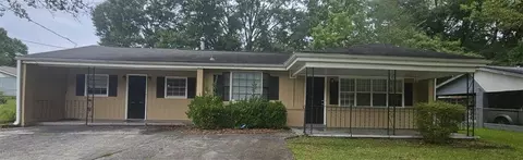 501 Ridgecrest Dr, Riverdale, GA 30274