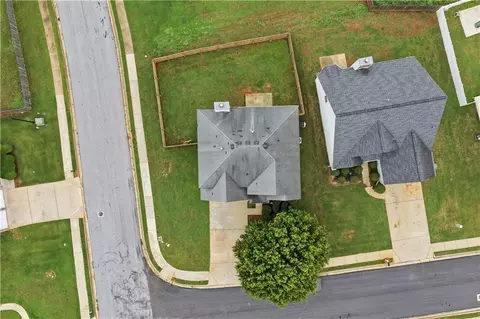 10 Adelaide Dr, Covington, GA 30016 photo 3