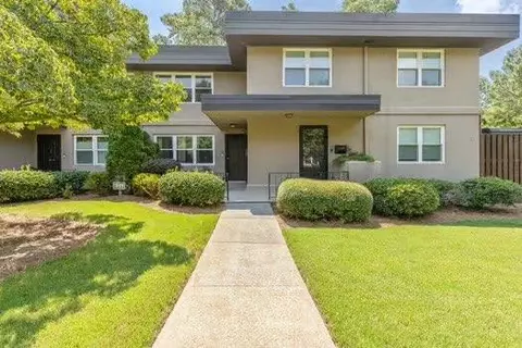 311 Lakemoore Dr, Atlanta, GA 30342