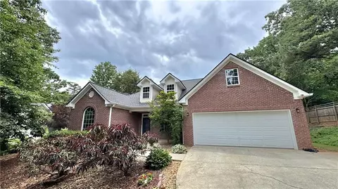 3495 Osceola Trl, Gainesville, GA 30506