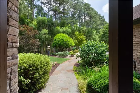 1900 Danforth Pointe Dr NE, Marietta, GA 30066