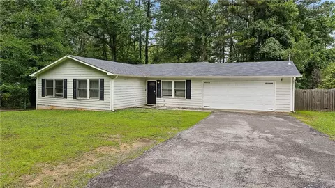 1822 Slate Rd, Ellenwood, GA 30294