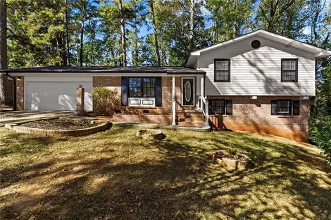 3666 Stanford Cir, Decatur, GA 30034