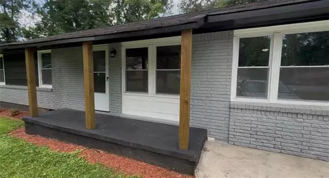 285 Queen Helen Ln, Jonesboro, GA 30236