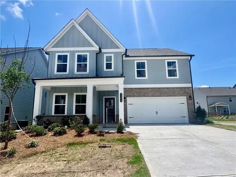 5304 Frontier Ct, Flowery Branch, GA 30542
