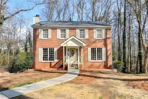5362 Milieo Pl SW, Lilburn, GA 30047