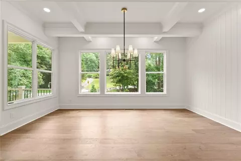 Living - 1017 Hartwell Xing, Gainesville, GA 30501 photo 5 of 8