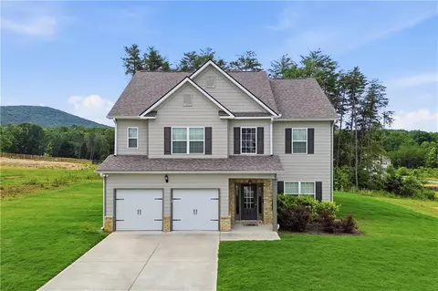 61 Village Cir, Rydal, GA 30171