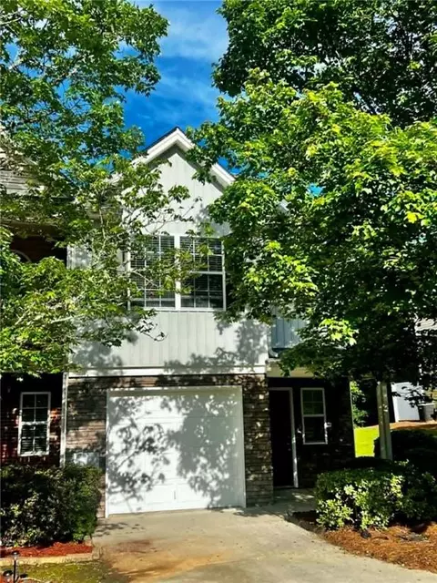 1428 Box Cir, Winder, GA 30680